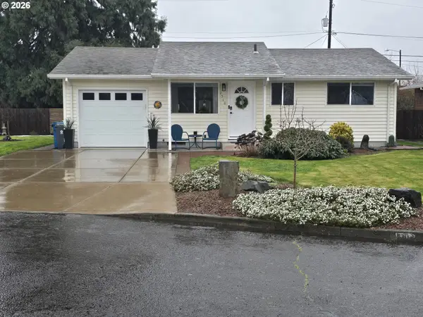 1510 Rainier Rd, Woodburn, OR 97071