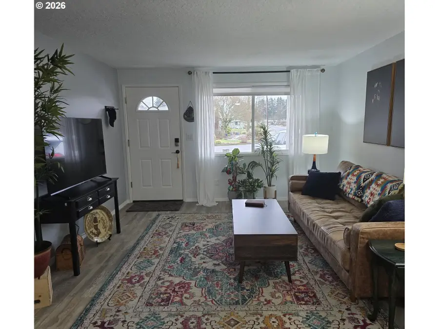 1510 Rainier Rd, Woodburn, OR 97071 - #2