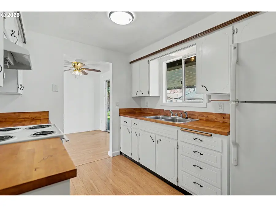 4739 Charmalee Ct, Salem, OR 97305 - #2