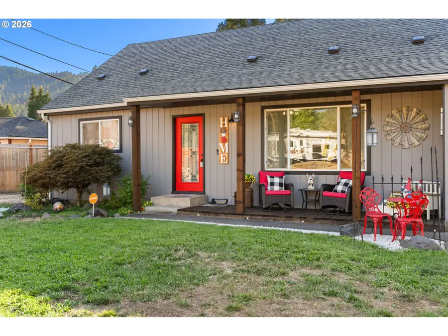 76296 Jasper Dr, Oakridge, OR 97463 - #3