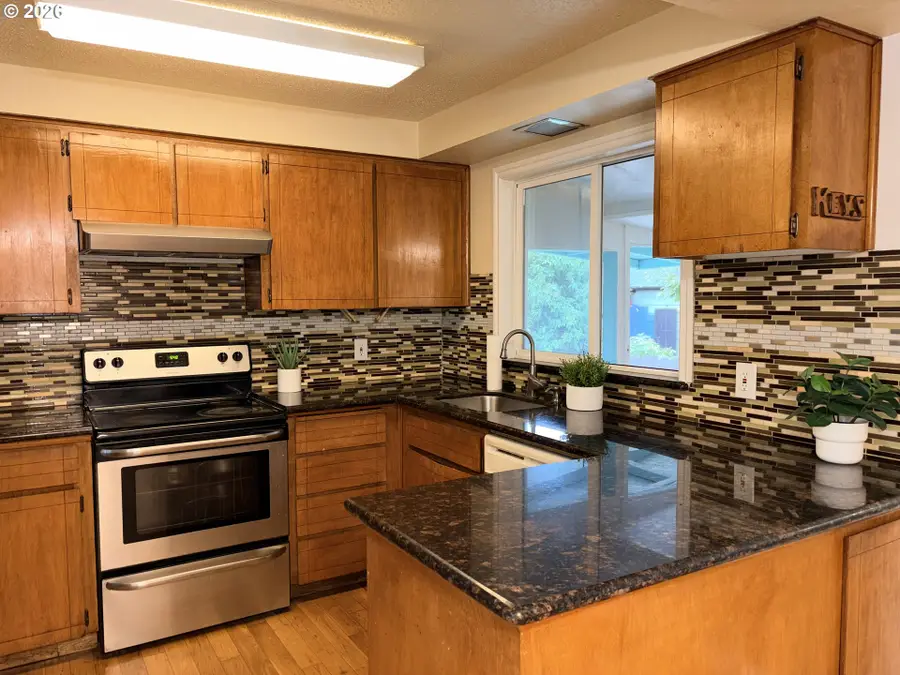 14339 SE Alder Ct, Portland, OR 97233 - #3