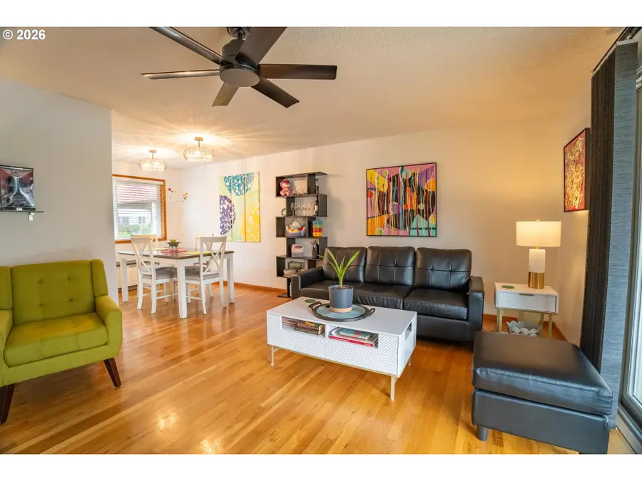 2112 SE 148th Pl, Portland, OR 97233 - #3