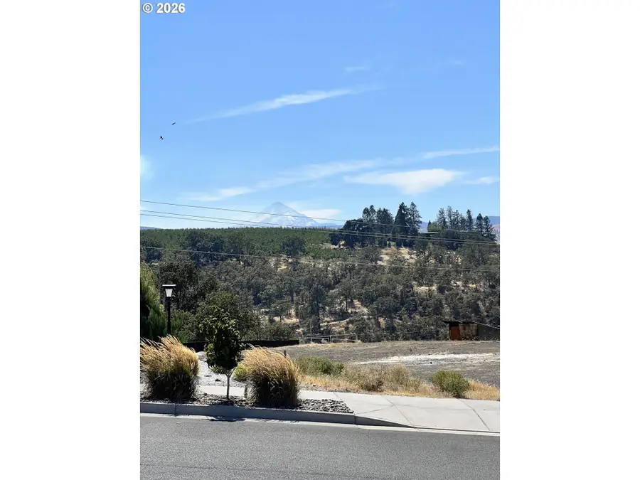 441 W 21st St, The Dalles, OR 97058 - #3