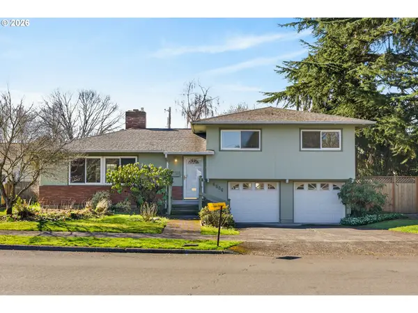 4506 SE Adams St, Milwaukie, OR 97222