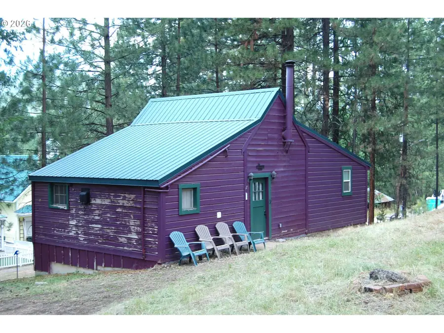 682 Cracker St, Sumpter, OR 97877 - #2