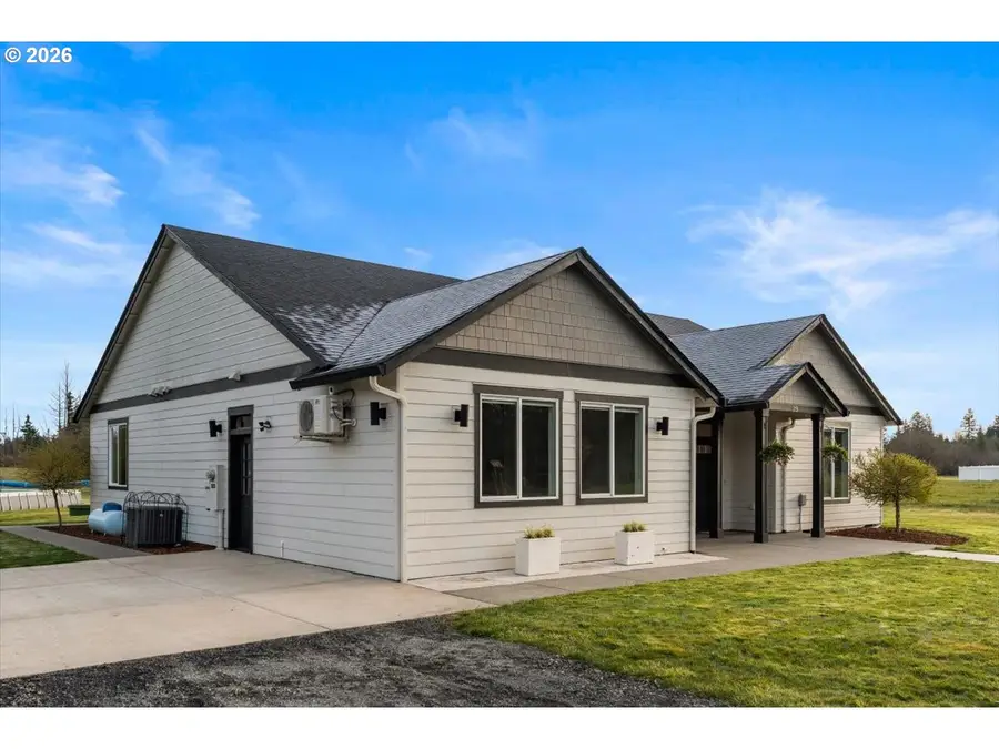 219 Bremgartner Rd, Winlock, WA 98596 - #3