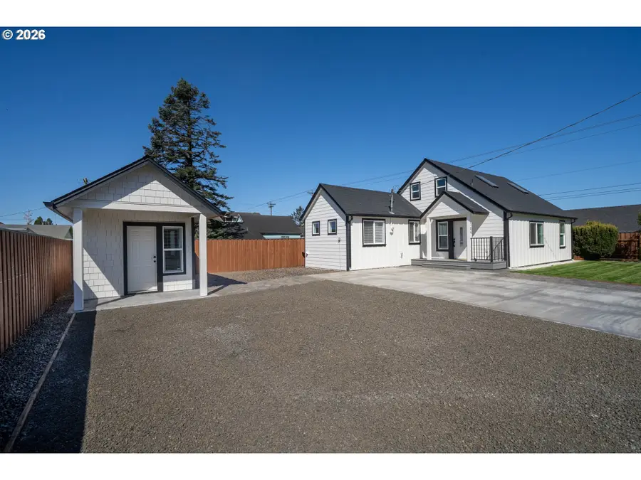 104 Del Monte Ave, Tillamook, OR 97141 - #3