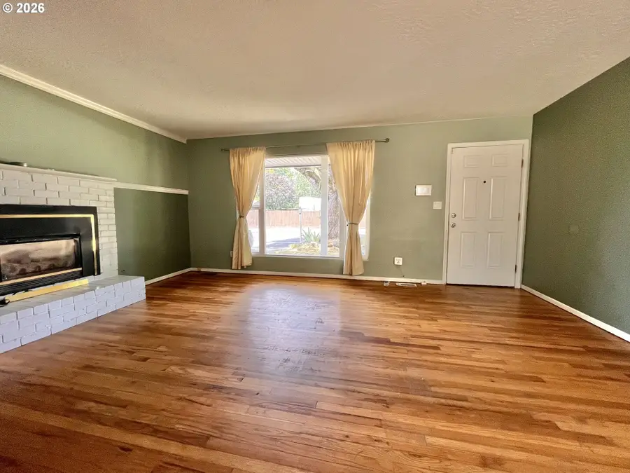 15550 SE Millmain Dr, Portland, OR 97233 - #3