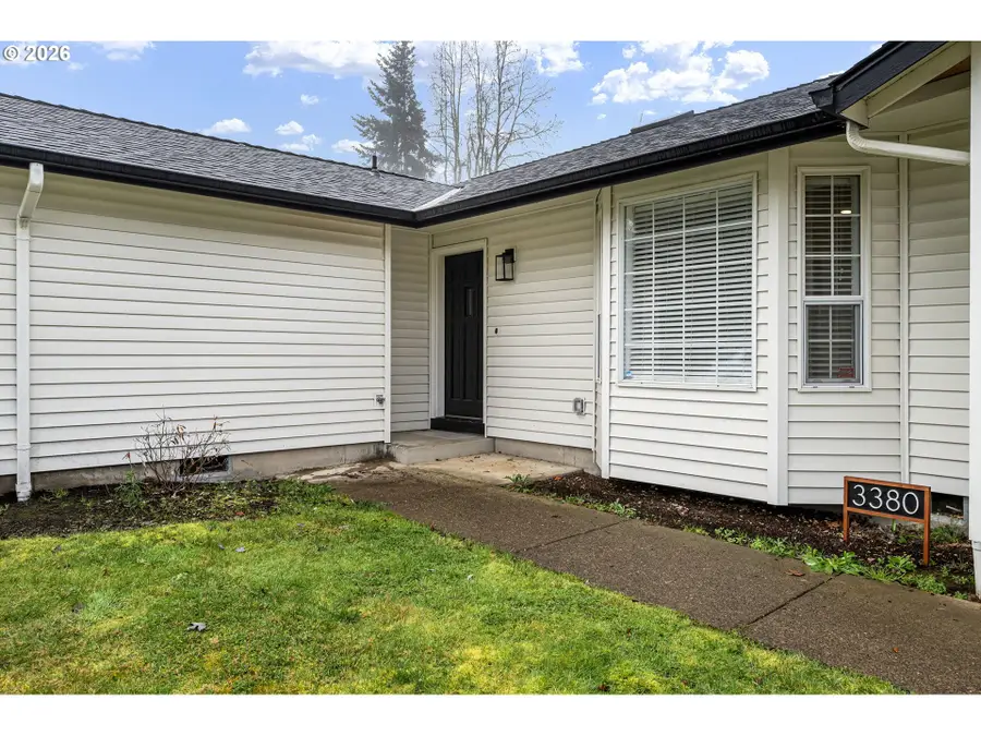 3380 Honeywood St, Eugene, OR 97408 - Image #3