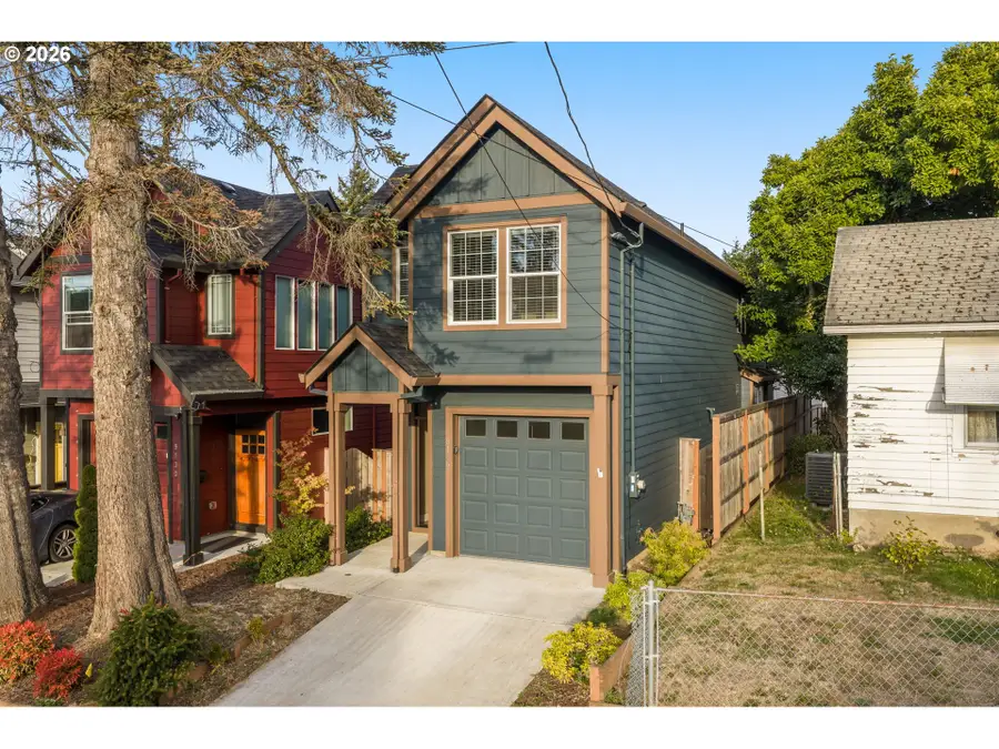 9126 N Seward Ave, Portland, OR 97217 - #2