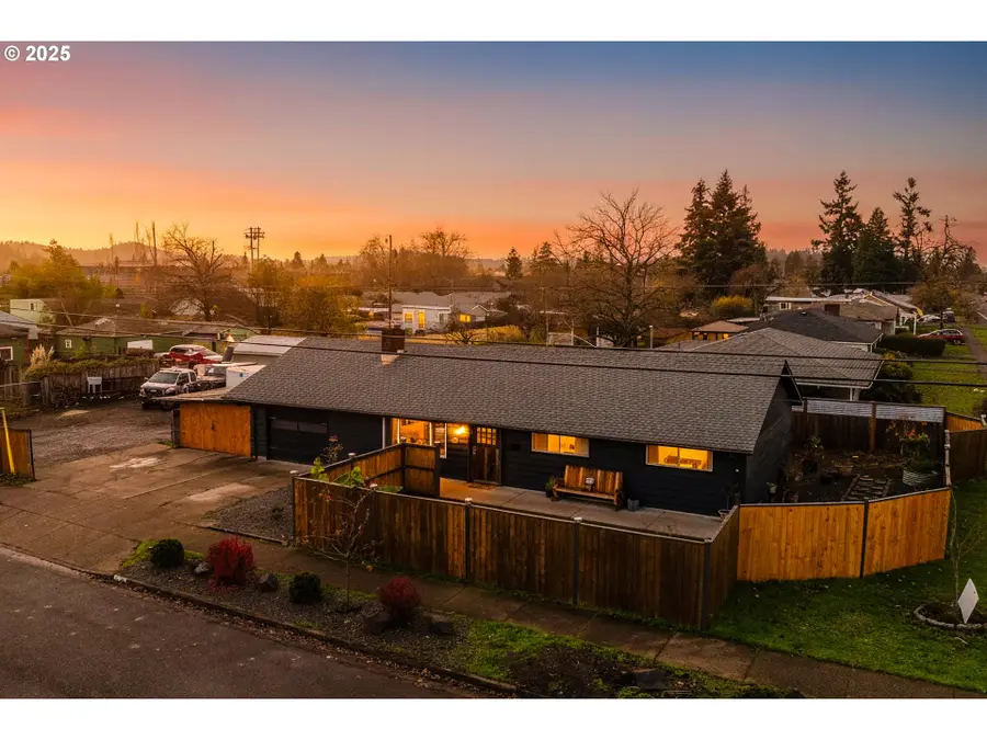 1180 12th St, Springfield, OR 97477 - Image #2