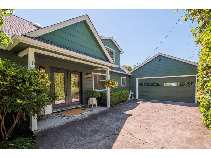 950 E 23rd Ave, Eugene, OR 97405 - #3