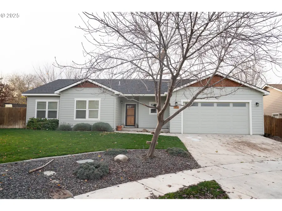1031 SW Olive Ct, Hermiston, OR 97838 - Image #2