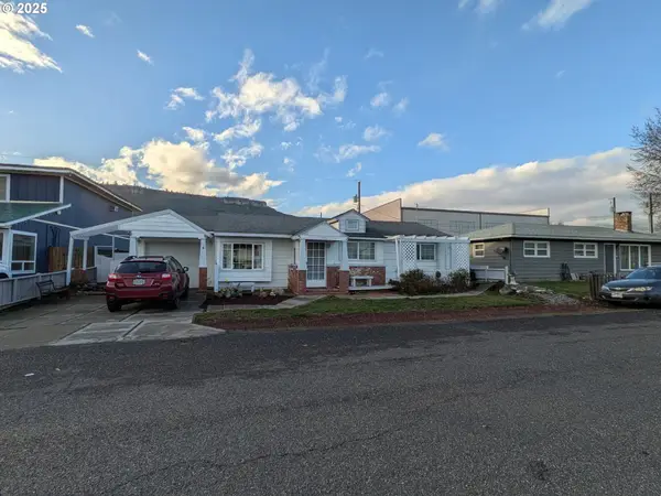 3516 W 8th St, TheDalles, OR 97058