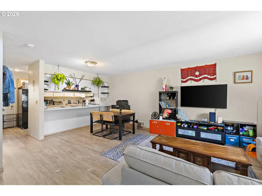 7509 NE Vancouver Mall Dr #A5, Vancouver, WA 98662 - #3