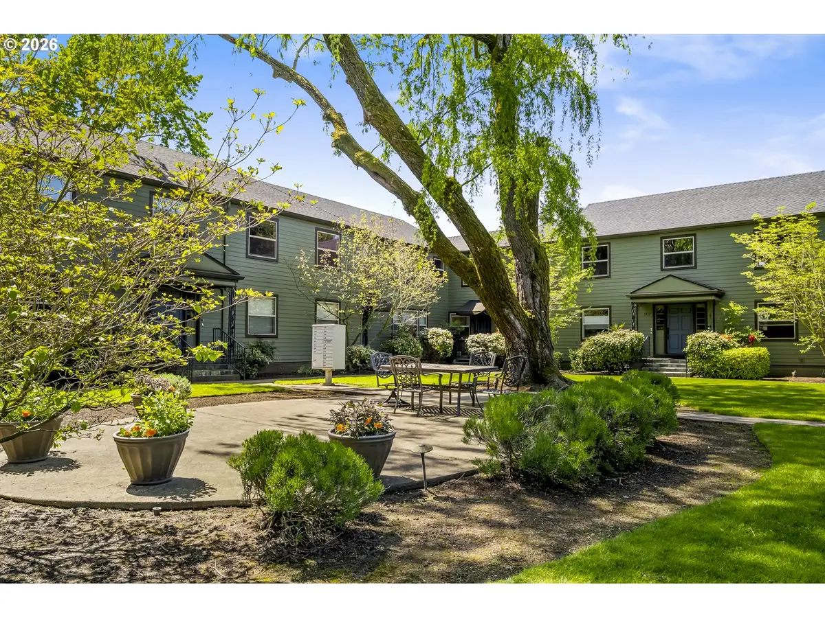 3719 SE 42nd Ave, Portland, OR 97206 - #1