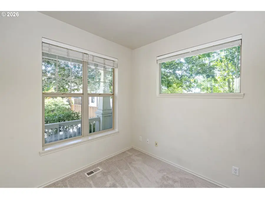 16393 SW Kessler Ln, Portland, OR 97210 - #3
