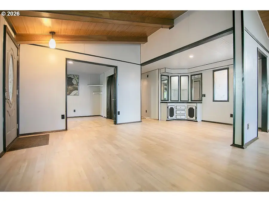 2746 S Silver Lake Rd, Castle Rock, WA 98611 - #3