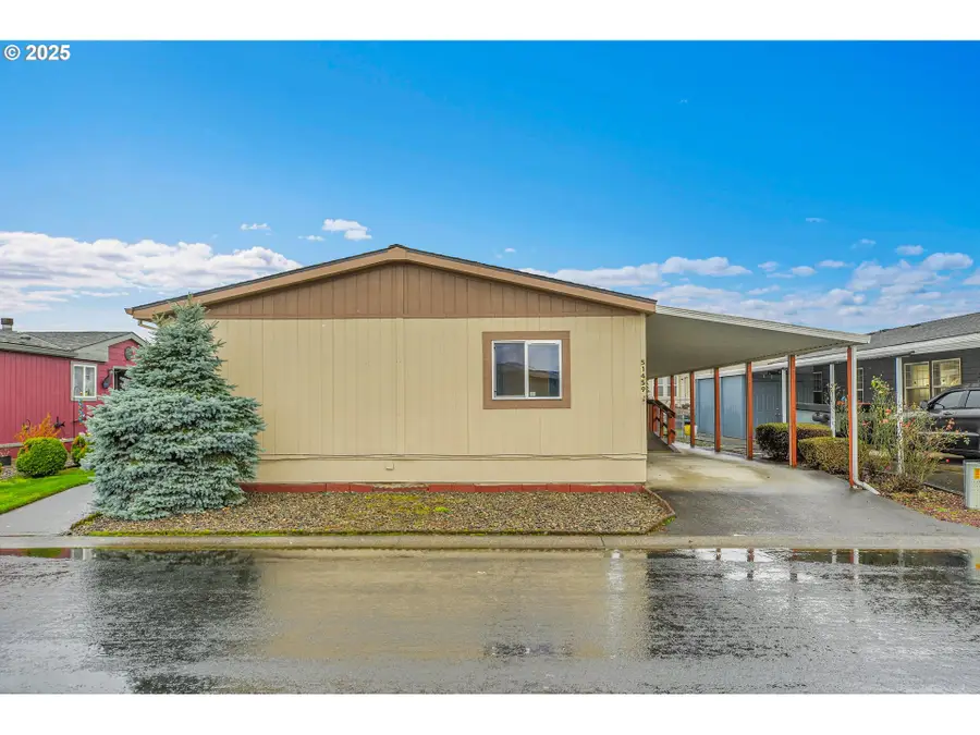 51459 SE Westlake Dr #102, Scappoose, OR 97056 - Image #3