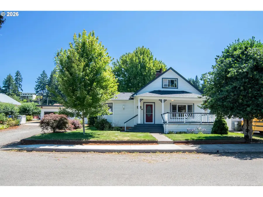 146 NE Currin St, Estacada, OR 97023 - #2