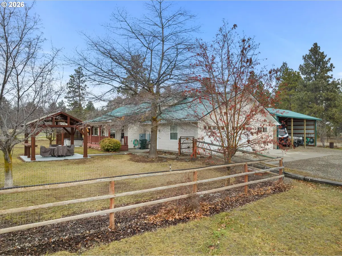 15605 Wingville Ln, Wingville Haines, OR 97814 - Image #1