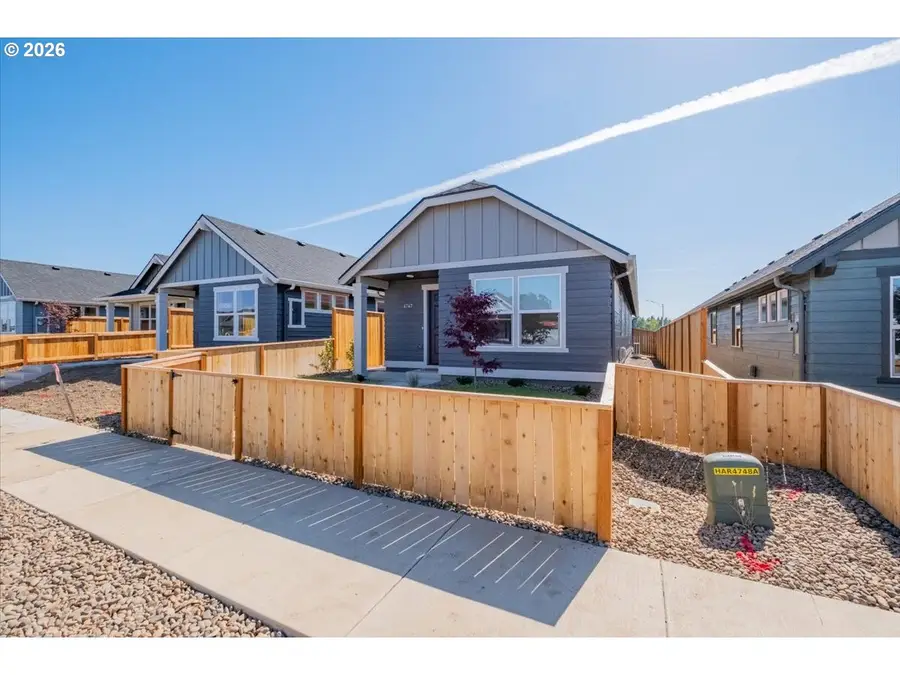 4747 SE Harrier St, Albany, OR 97322 - #2