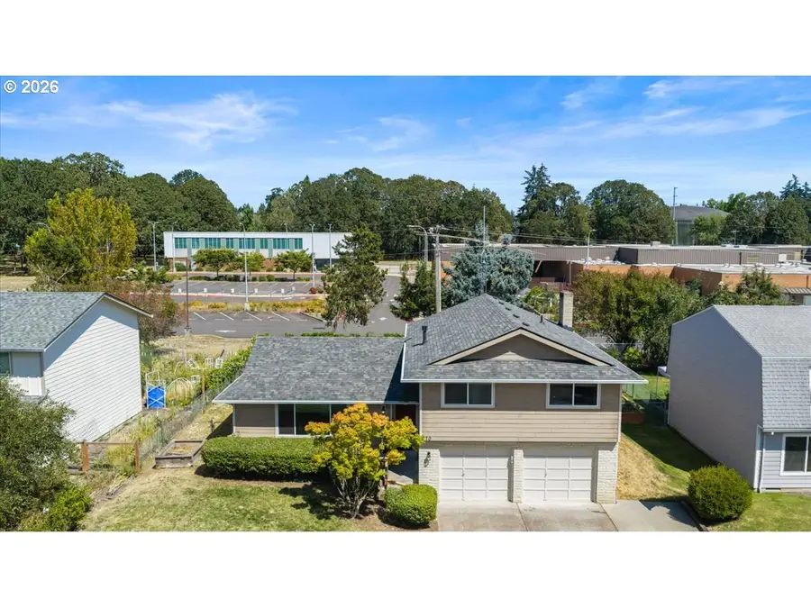 270 NE 20th Pl, Hillsboro, OR 97124 - #3