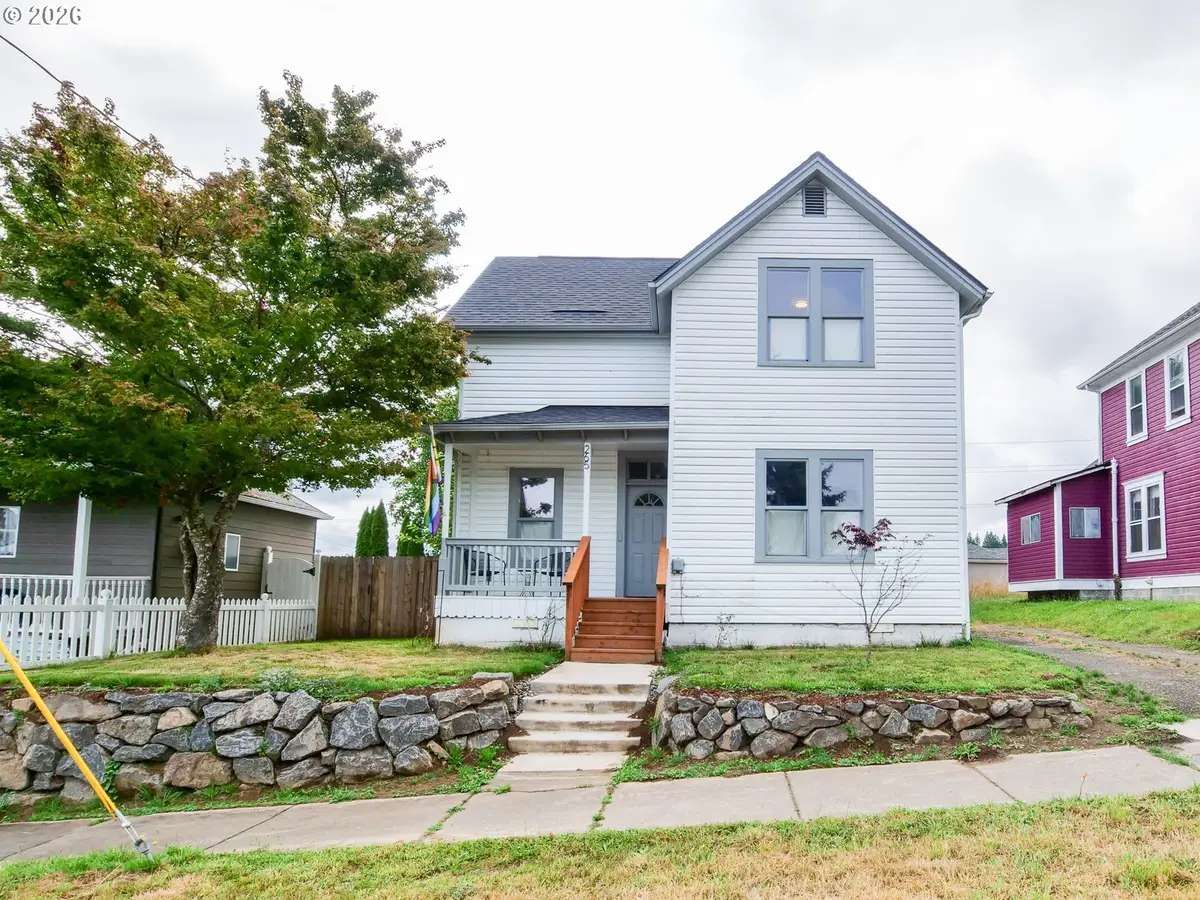 265 Bryant St, Clatskanie, OR 97016 - #1