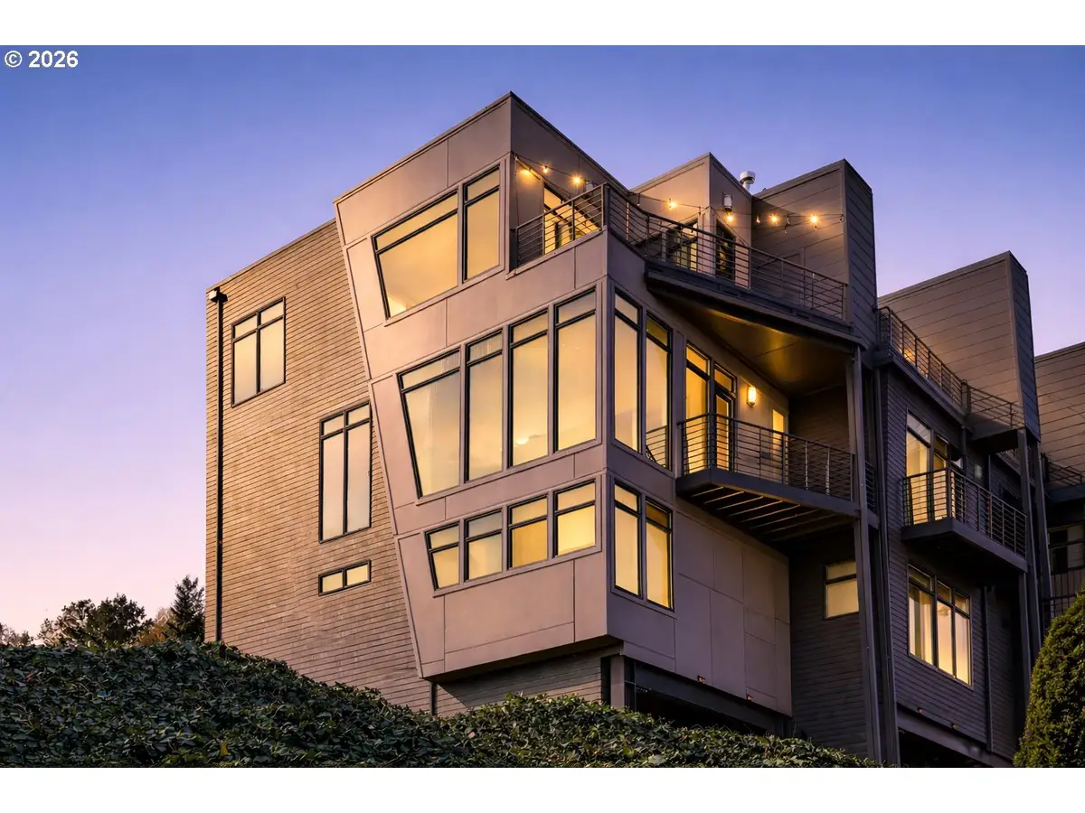 4644 S Kelly Ave, Portland, OR 97239 - #1