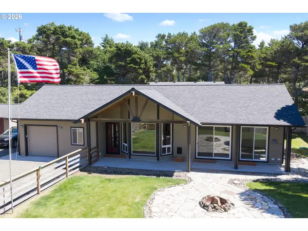 4606 Perpetua St, Florence, OR 97439