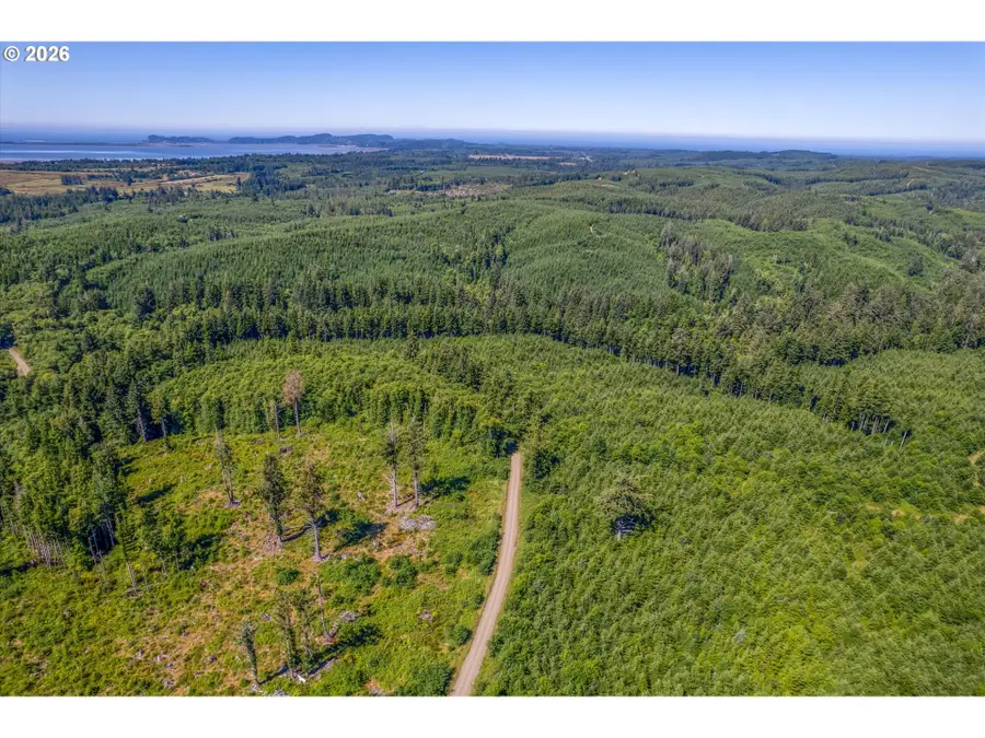 1 W Walberg Rd, Chinook, WA 98614 - #2