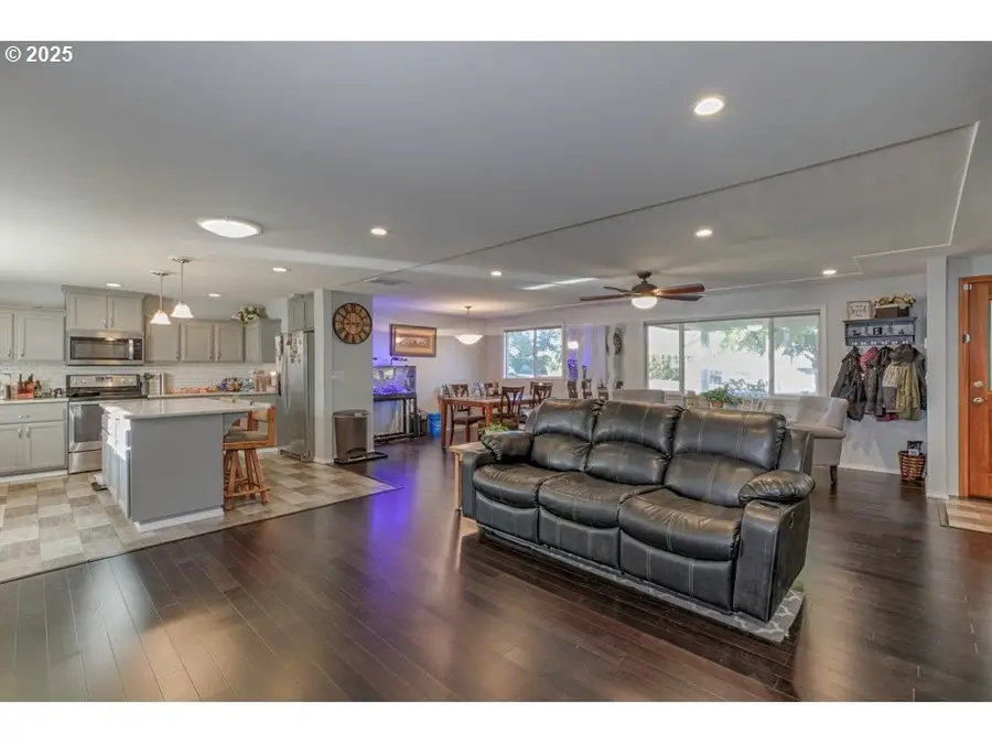 6708 14th Ave Ne, Keizer, OR 97303 - #2