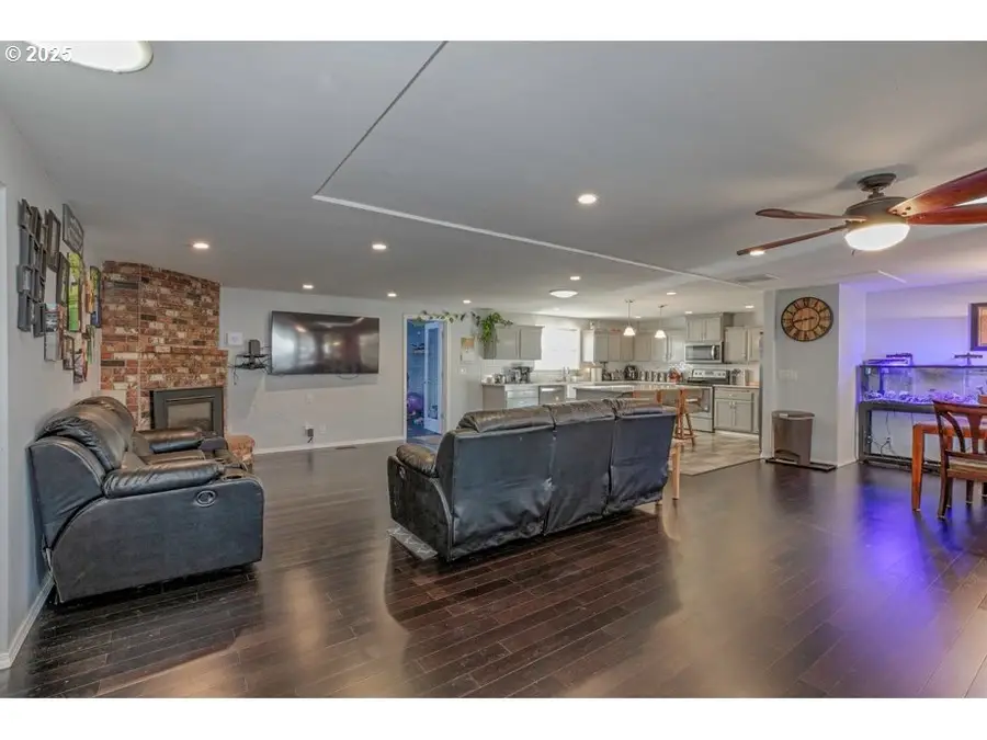 6708 14th Ave Ne, Keizer, OR 97303 - #3