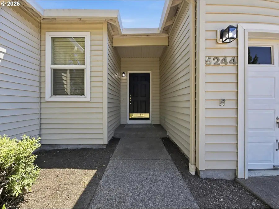 5244 Donohoe Ave, Eugene, OR 97402 - #2