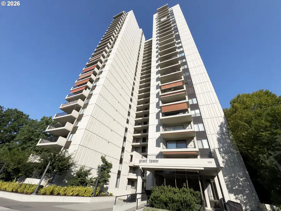 2221 SW 1st Ave #823, Portland, OR 97201 - #3