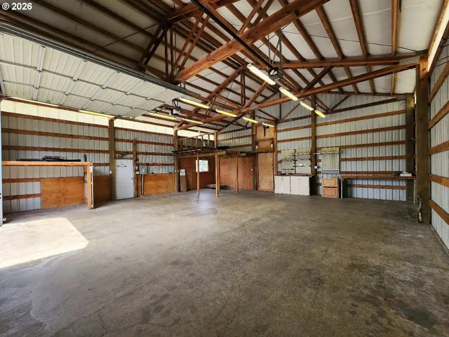 255 SE 15th St, Bandon, OR 97411 - #3
