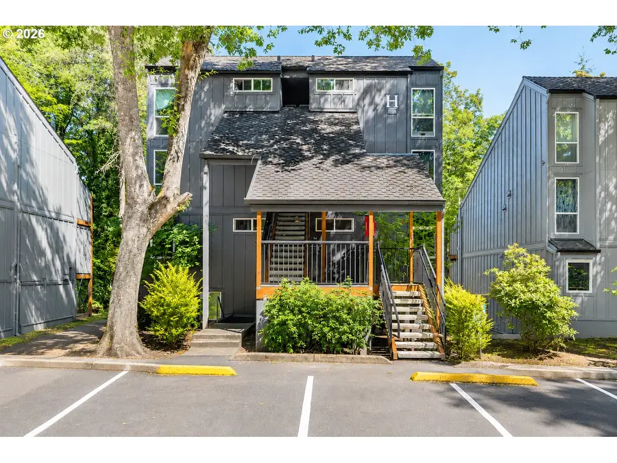100 Kerr Pkwy #52, Lake Oswego, OR 97035 - #2