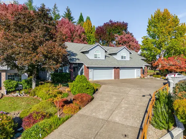 568 NW Willamette Ct, McMinnville, OR 97128