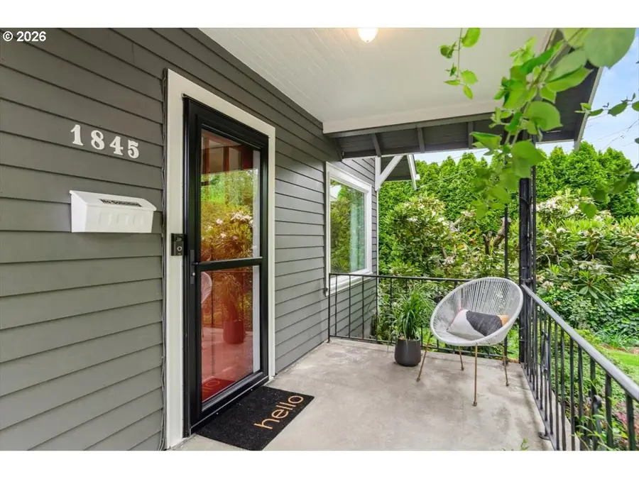 1845 SE Reedway St, Portland, OR 97202 - #3