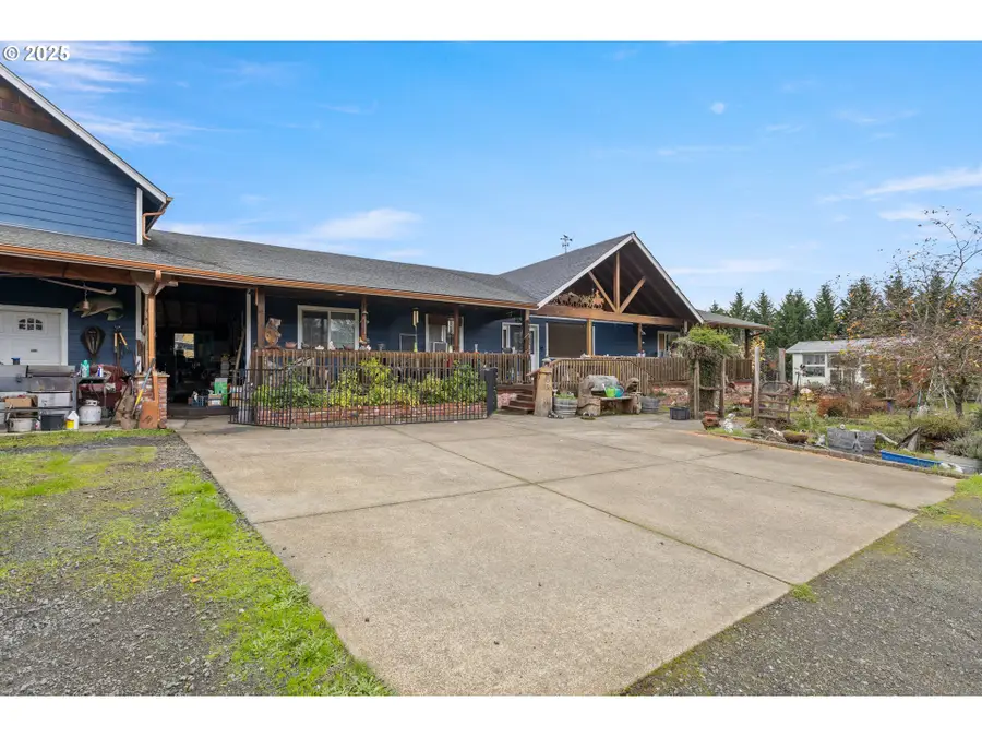 1907 W Duke Rd, Sutherlin, OR 97479 - Image #3