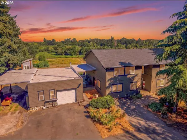 56078 Century Dr, Warren, OR 97053
