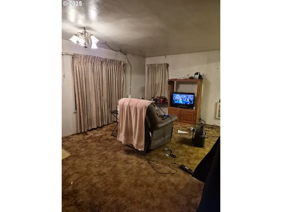 1383 Centennial Blvd, Springfield, OR 97477 - Image #3