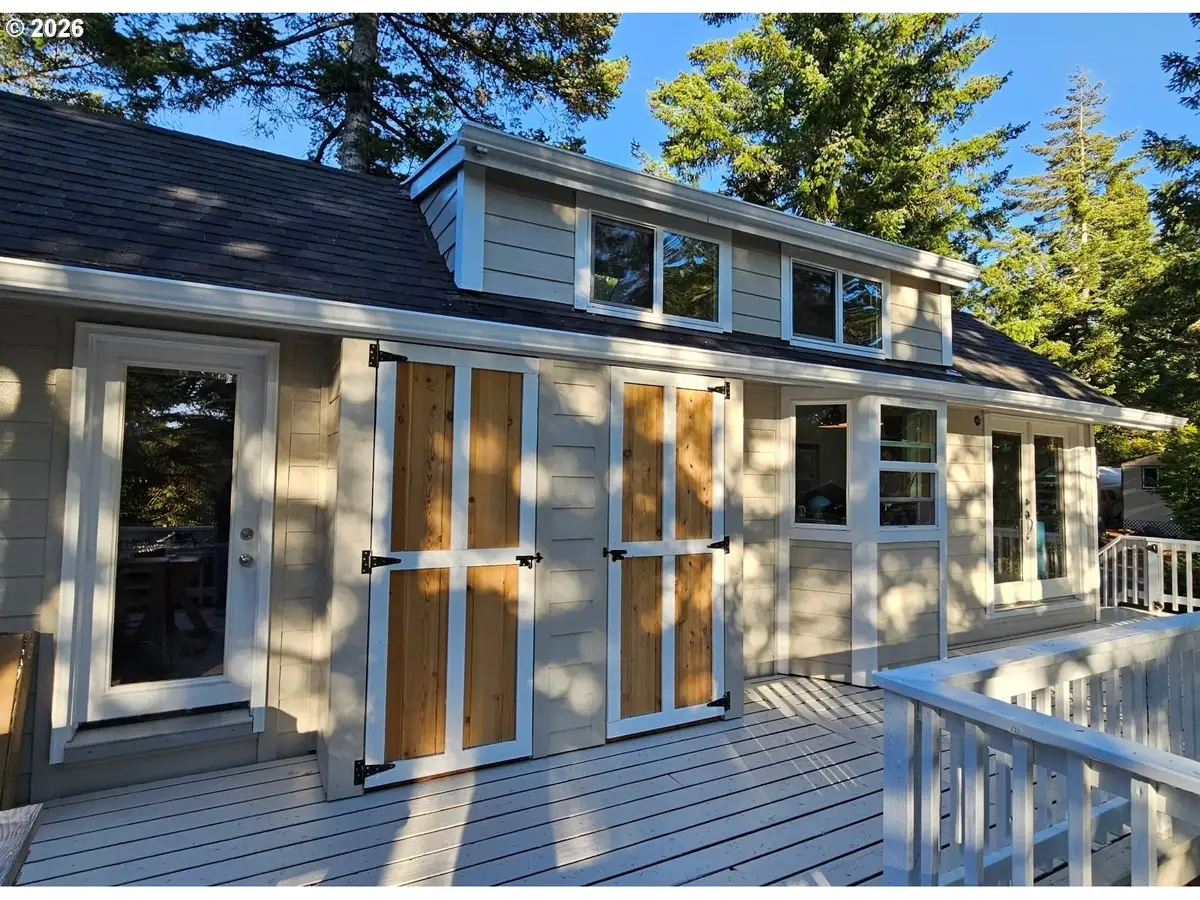 39 Easy St, Florence, OR 97439 - #1