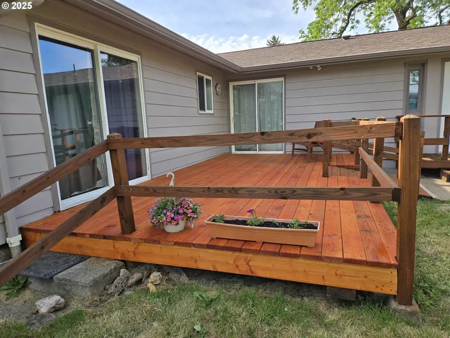 1625 Jackson St, Albany, OR 97322 - Image #2