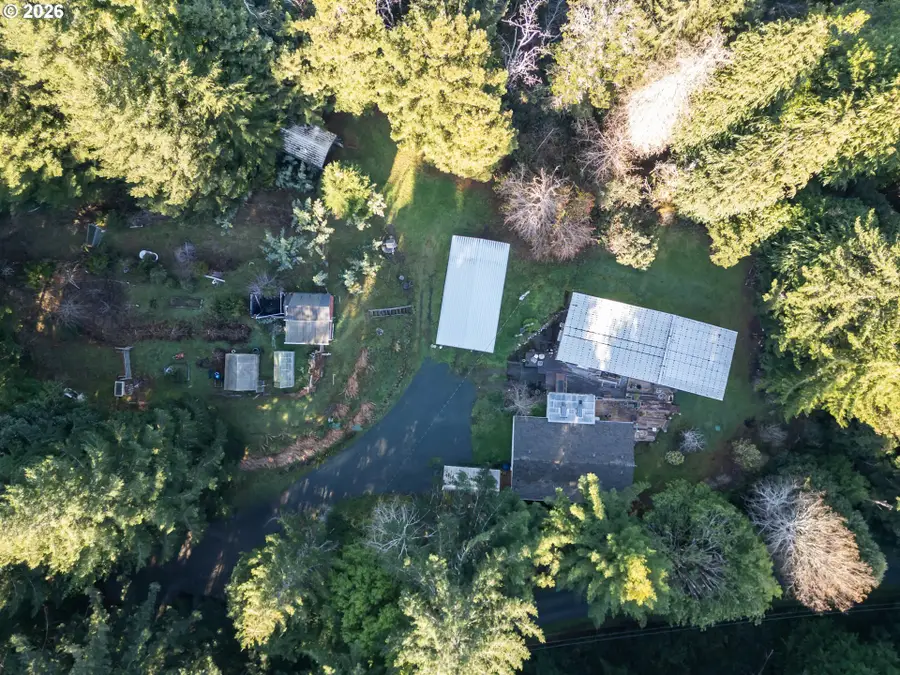 33382 Cedar Valley Rd, Gold Beach, OR 97444 - #2