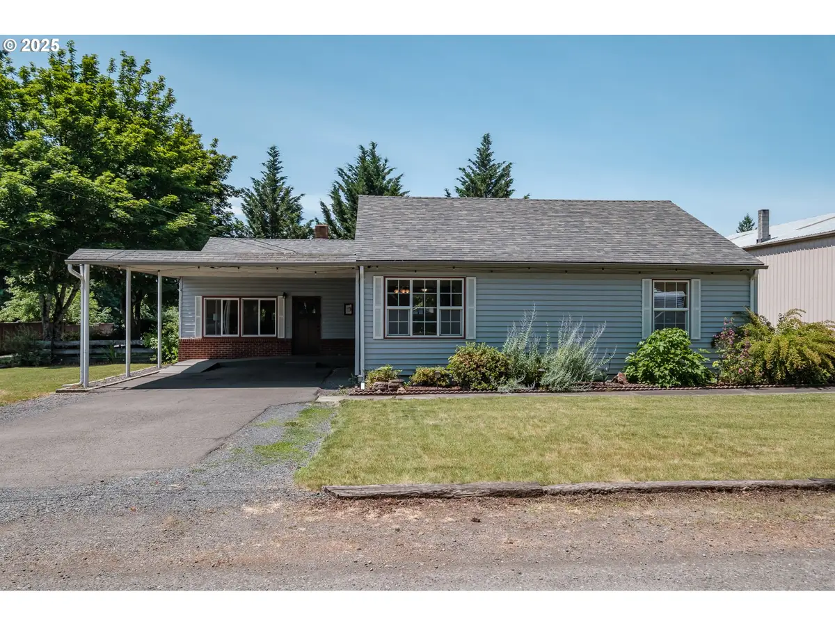 1308 42nd Ave, Sweet Home, OR 97386 - Image #1