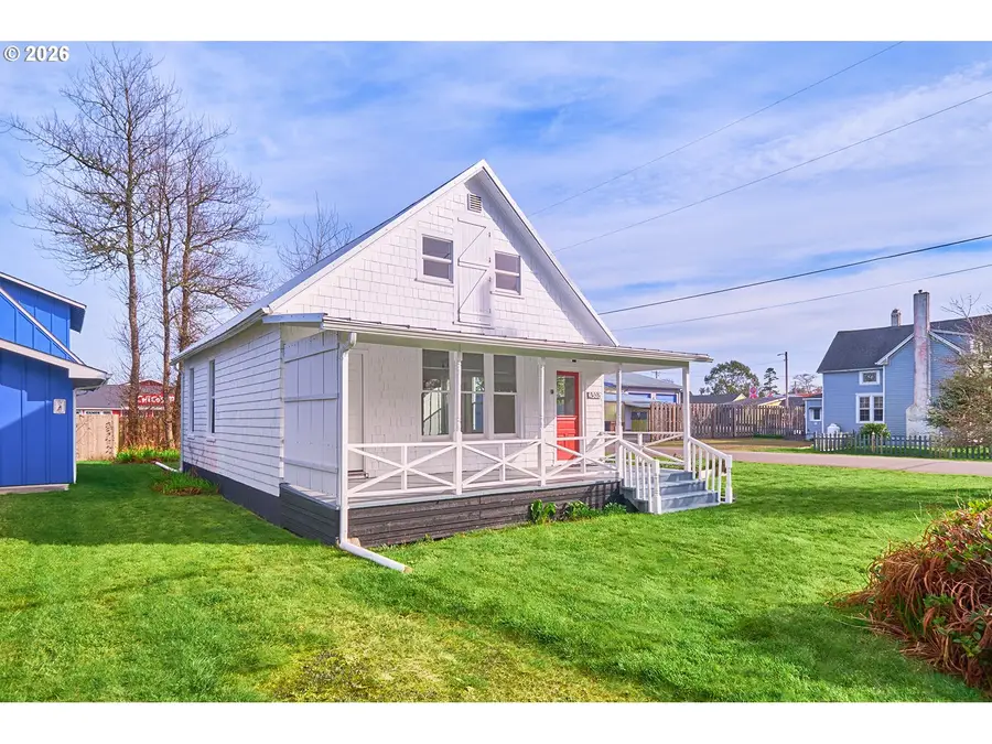 4302 L Pl, Seaview, WA 98644 - #2