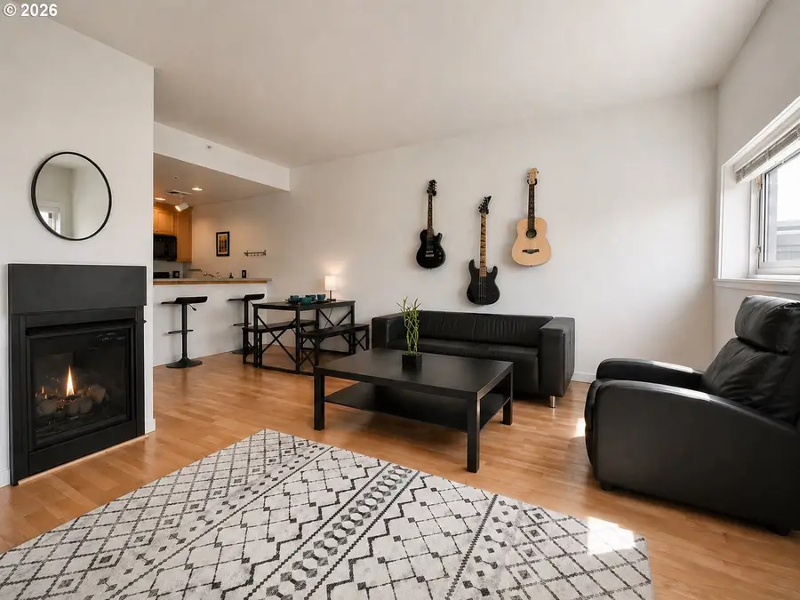 910 SE 42nd Ave #240, Portland, OR 97215 - #3