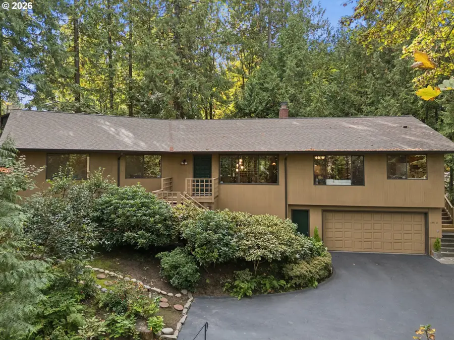 4910 SW Humphrey Park Rd, Portland, OR 97221 - #3