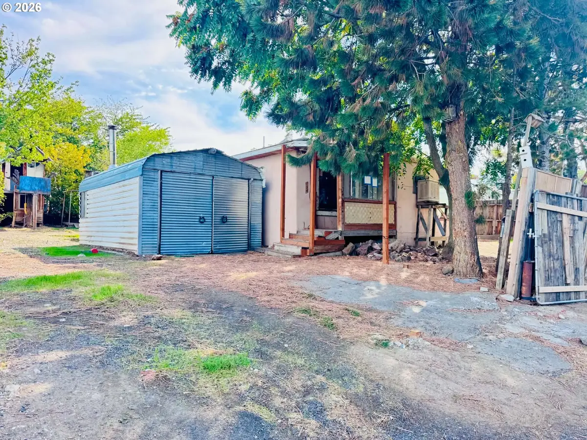 134 SE Douglas St, Pilot Rock, OR 97868 - #1